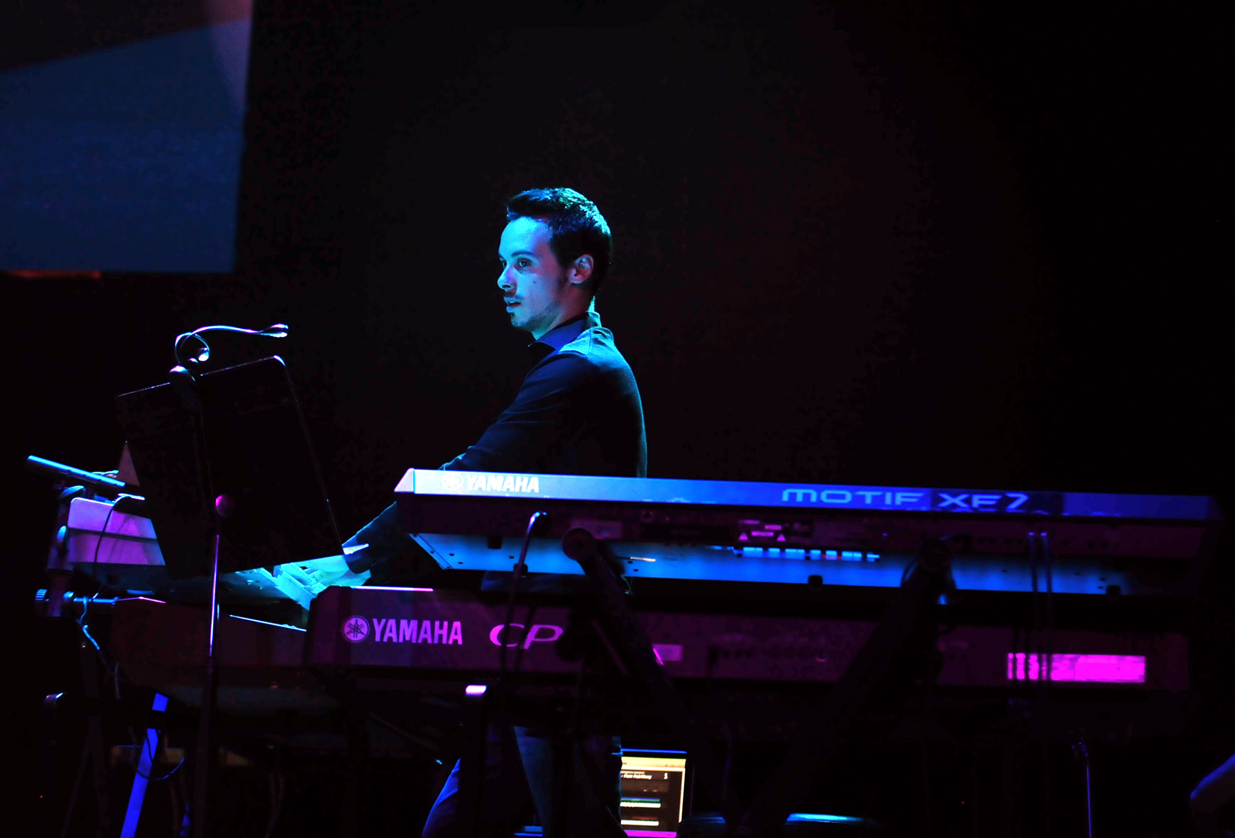 PFM (CRUISE TO THE EDGE – PANTHEON THEATRE)